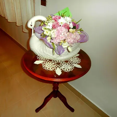 Apartament Cordis *
