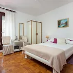 Cordis Apartment