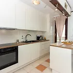 Cordis Apartment