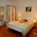 Apartment Cordis *
