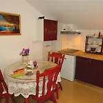 Cordis Apartment